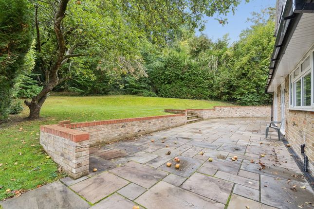 125, Valley Road, Rickmansworth photo 4