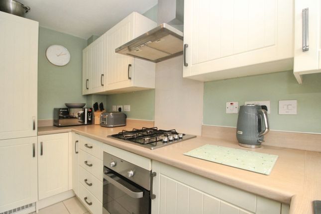 7, Godfrey Close, Leicester photo 2
