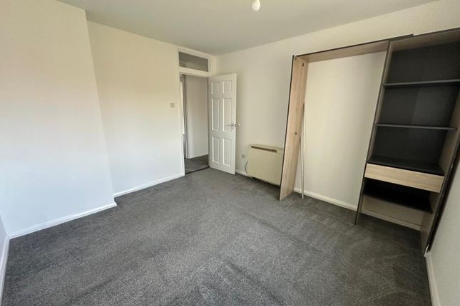 Greenside Court, Eccles photo 3