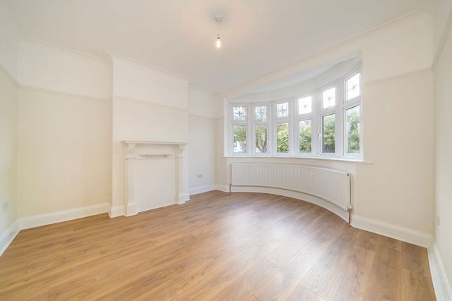 Avondale Crescent, Ilford photo 2