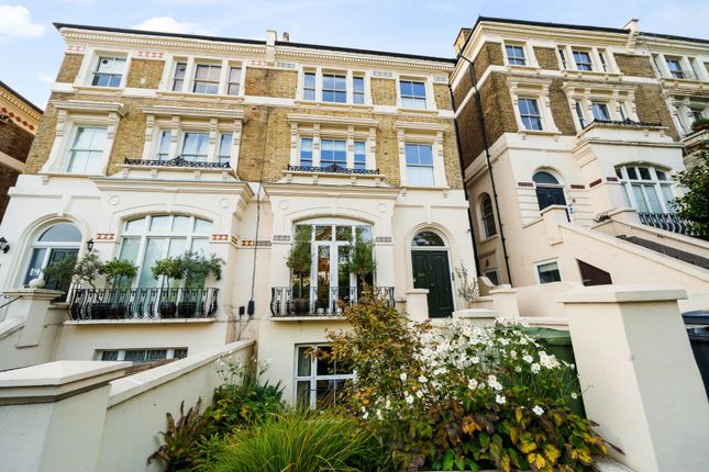 Flat for sale in Highgate West Hill, London