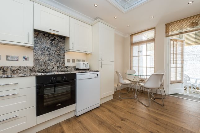 Thumbnail Flat to rent in Draycott Place, London