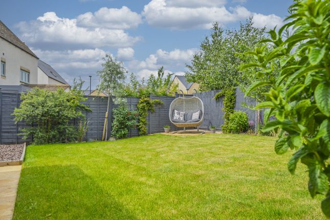 23, Thames Close, South Cerney photo 4