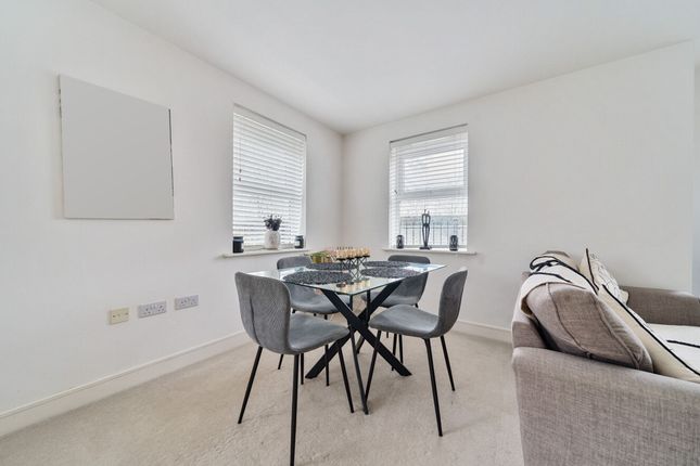 Flat for sale in Parsonage Road, Horsham