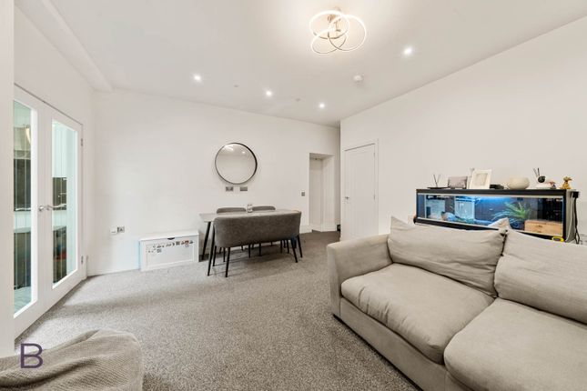 2, Broomfield Place, Bradford photo 4
