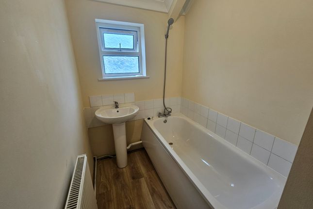 7-8 Woodfield Street, Morriston, Swansea photo 5