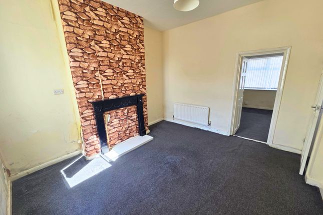 4 Myrtle Street, Middlesbrough photo 3