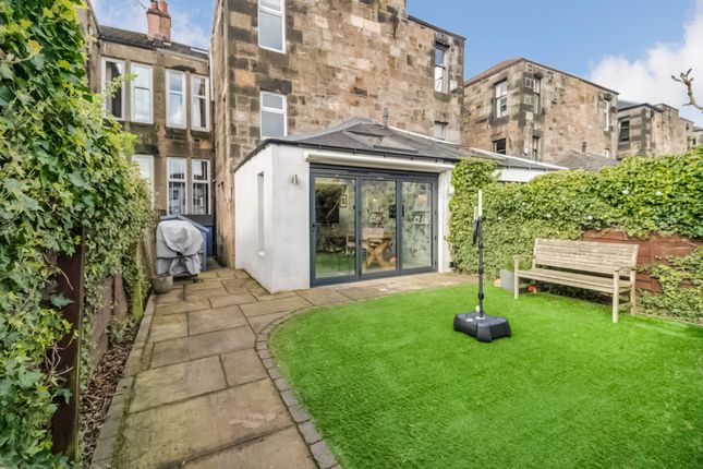 Terraced house for sale in 32 Rowallan Gardens, Broomhill, Glasgow
