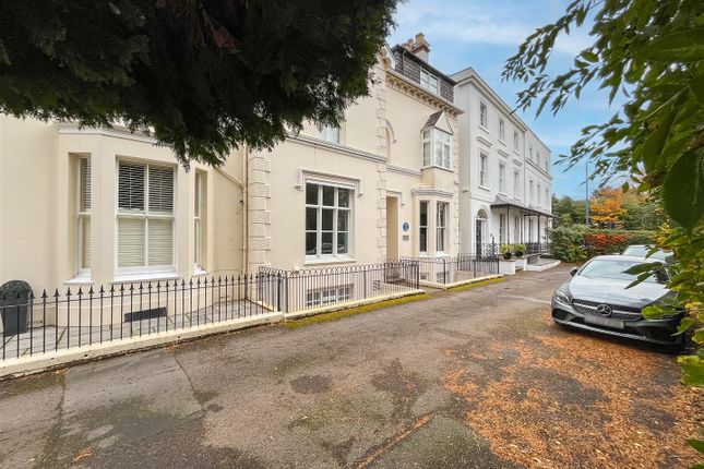 01 Img_2077-Edit.Jpg