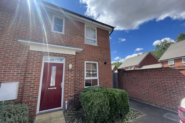 13, Skipper Close, HEMEL HEMPSTEAD photo 3