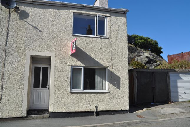 Thumbnail Barn conversion to rent in Wian Street, Holyhead