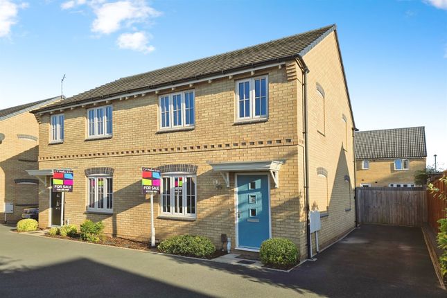 Thumbnail Semi-detached house for sale in Lapins Close, Aspley