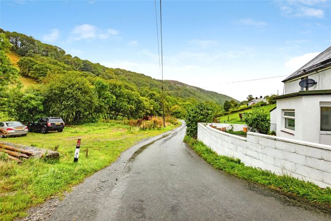 Tyngwndwn,, Cwmerfyn, Ceredigion photo 4