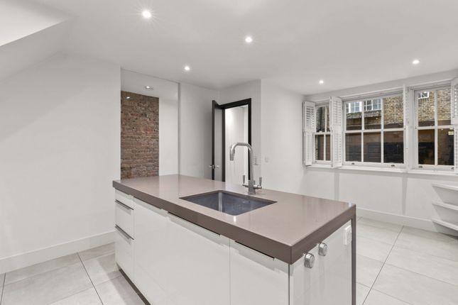 4, Connaught Close, London photo 4