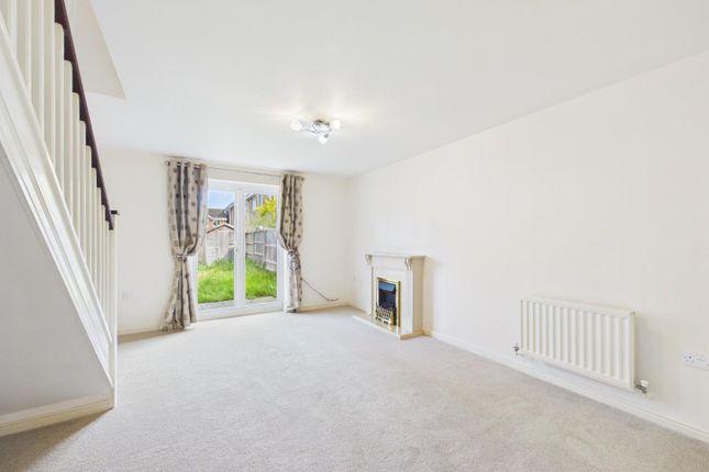 30, Stane Drive, Lincoln photo 2