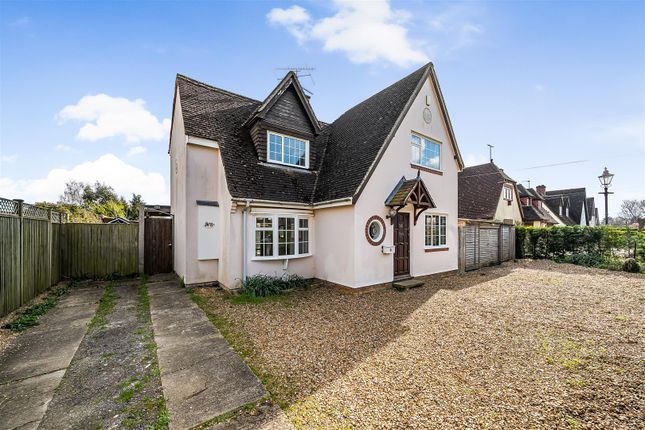 Detached house for sale in Hawthorne Road, Caversham, Reading