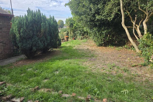 31, Holmes Hill Road, Bristol photo 2