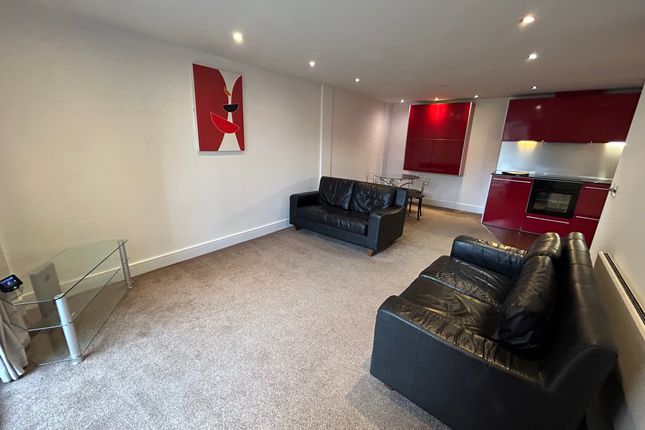 Apt 34, Nottingham photo 2
