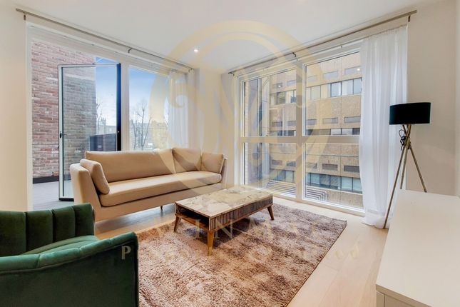 11 Broxburn House, London photo 3