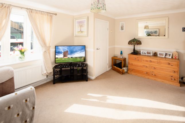 69, Willow Drive, Bicester photo 4