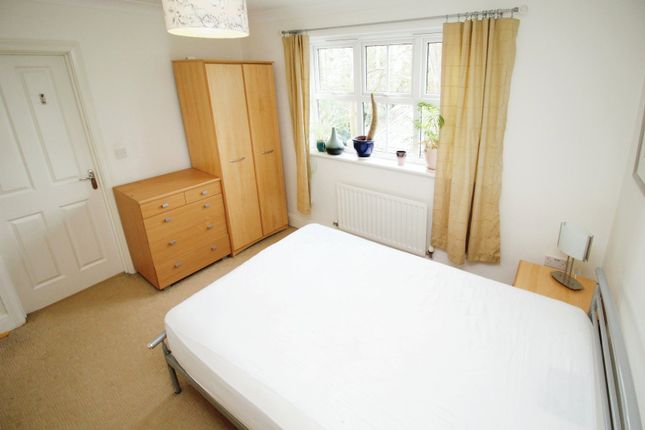 Flat to rent in Swallow Court, Lacey Green, Wilmslow, Cheshire