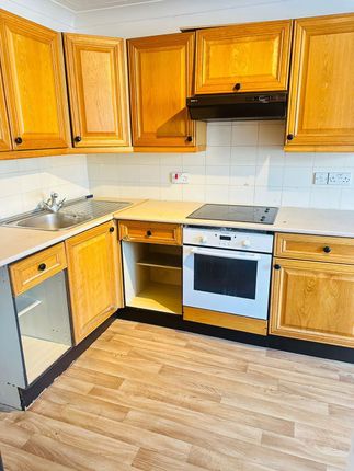 1-bed flat on Flat 8 208-210 Old Christchurch Road, Dorset, £72,500