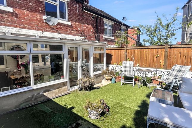 18 Park Crest, Knaresborough photo 2