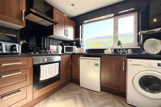 56 Church Street, Mountain Ash photo 5
