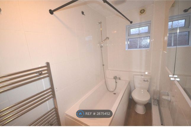Caldecote St, Newport Pagnell photo 2