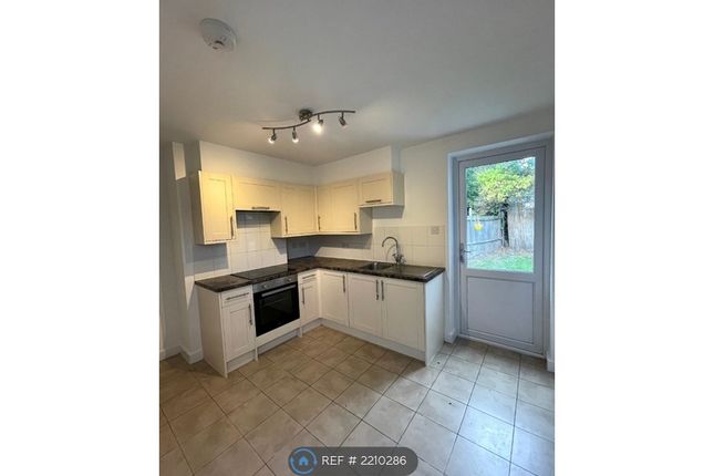 Thumbnail Semi-detached house to rent in Adelphi Road, Epsom