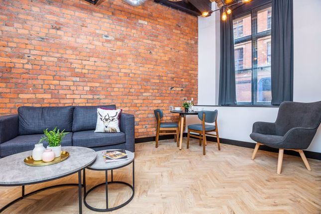 Flat to rent in Waterloo Street, Manchester