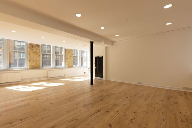 Office to let in 74 Great Eastern Street, Shoreditch, London