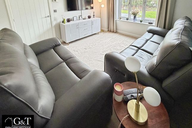 8 The Links, Stourport-on-Severn photo 2