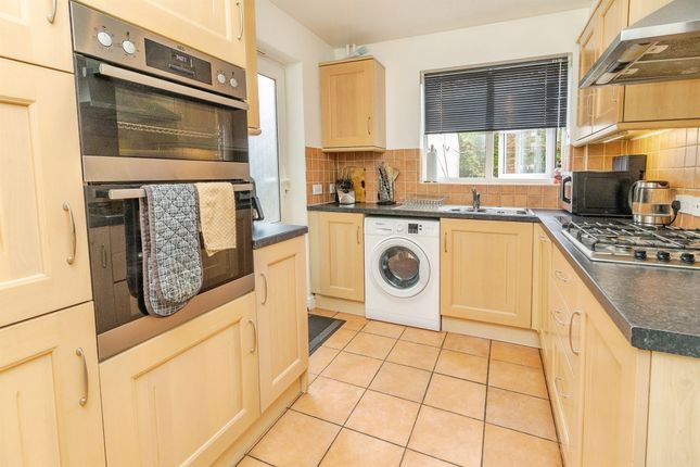 12, Watson Way, Bedford photo 3
