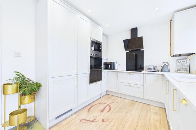 3 John Henry Court, Pen-Y-Maes Road, Holywell photo 2