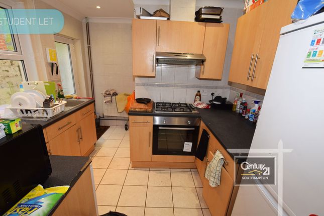 Thumbnail Terraced house to rent in |Ref: R165164|, Thackeray Road, Southampton