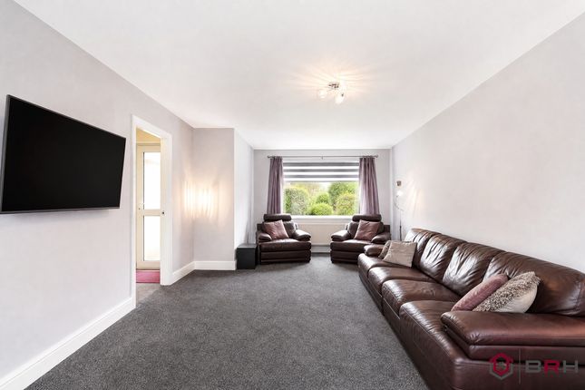 45, Whitton Close, Doncaster photo 4