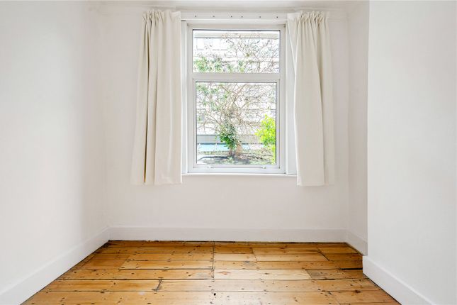 Flat for sale in Paget Street, London