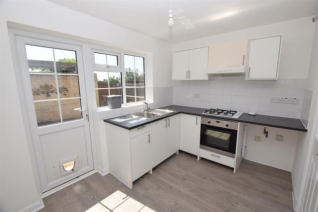 4, Nook Close, Hastings photo 4