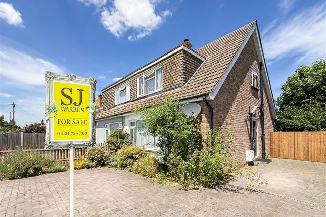 13, Coombe Road, Southminster photo 2