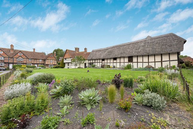 Tudor House, Main Road, East Hagbourne photo 2