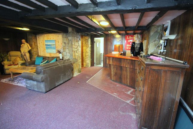12-16 The Whitehorse,, Bedford Street, Rhyl photo 3