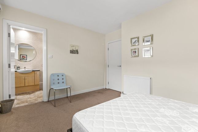 Flat for sale in Cook Street, Glasgow