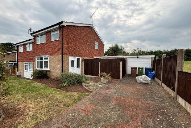 Thumbnail Semi-detached house to rent in Inglemere Drive, Stafford