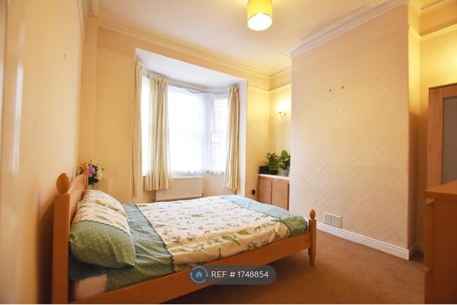 Thumbnail Room to rent in Lord Street, Chester