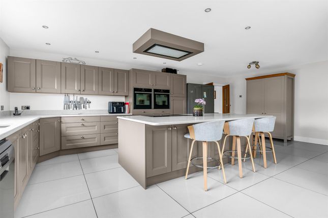 113, Burnham Green Road, Tewin photo 4