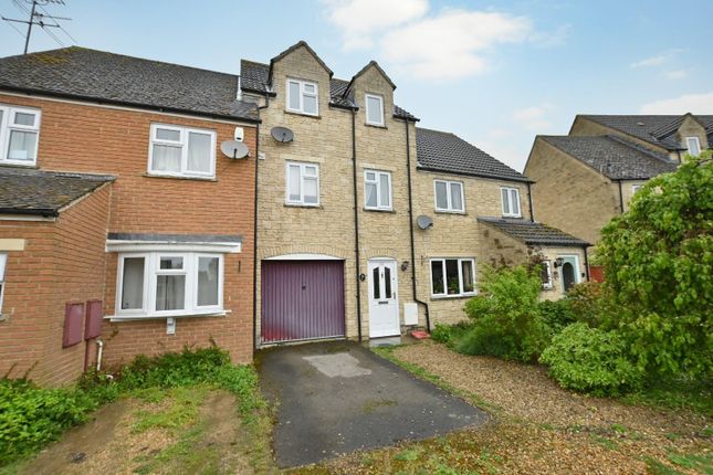 Thumbnail Terraced house for sale in Perrinsfield, Lechlade