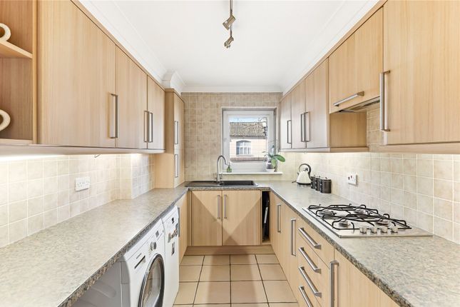 Flat 3A, De Parys Lodge,, De Parys Avenue, Bedfordshire photo 3