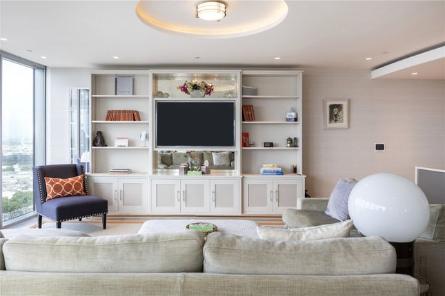 Apartment 20, 1, St. George Wharf, London photo 4