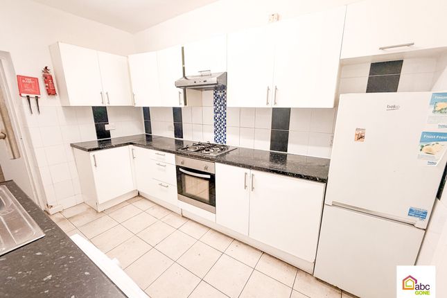 96, Leytonstone Road, London photo 2